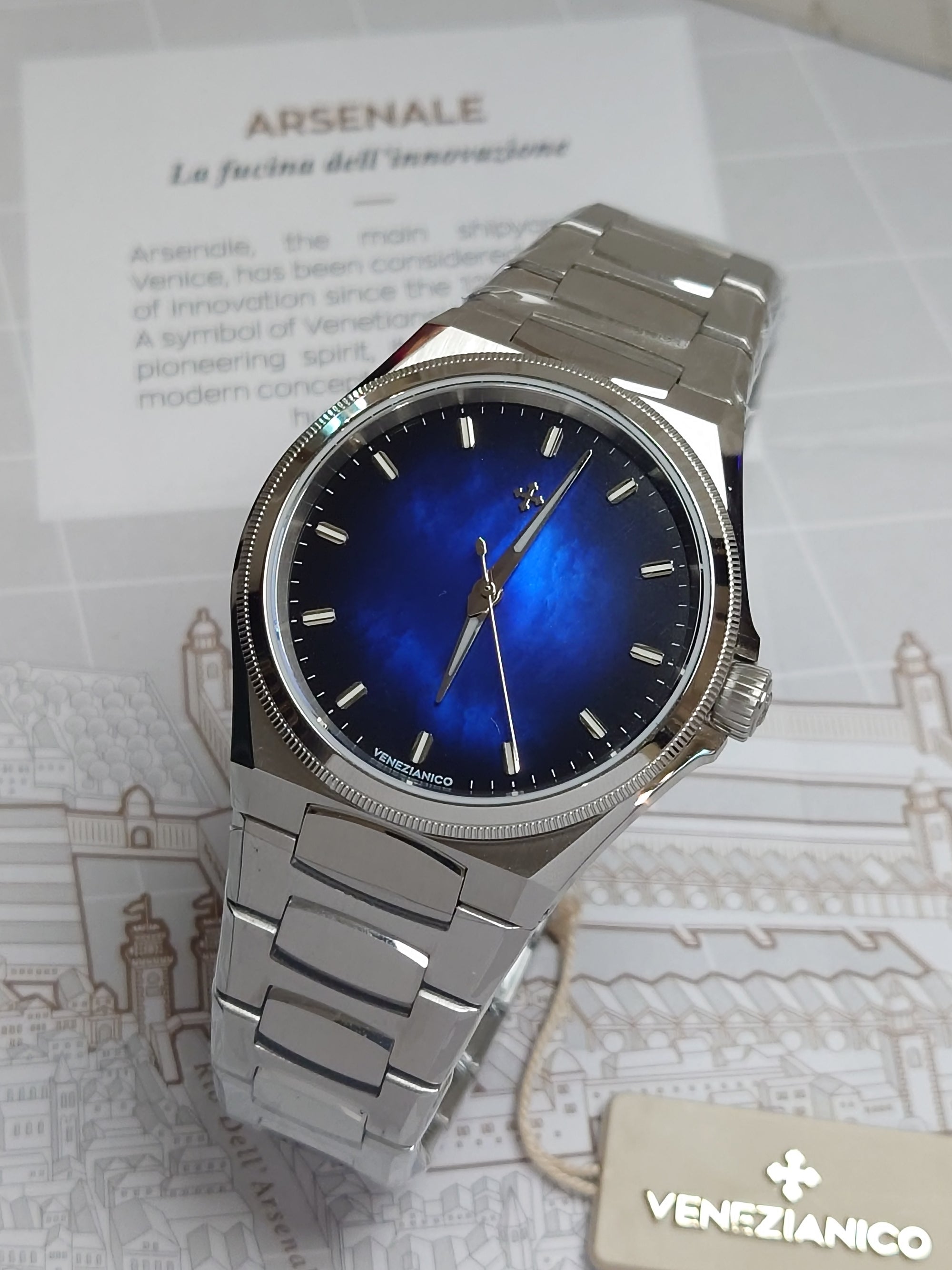 VENEZIANICO Arsenale 37 - 6121502C Blue 貝殼面 一體式錶帶