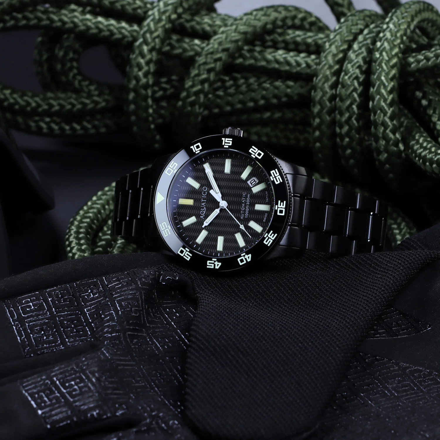 Aquatico Sea Dragon Tritium T100 氣燈  DLC Black Dial 潛水機械錶